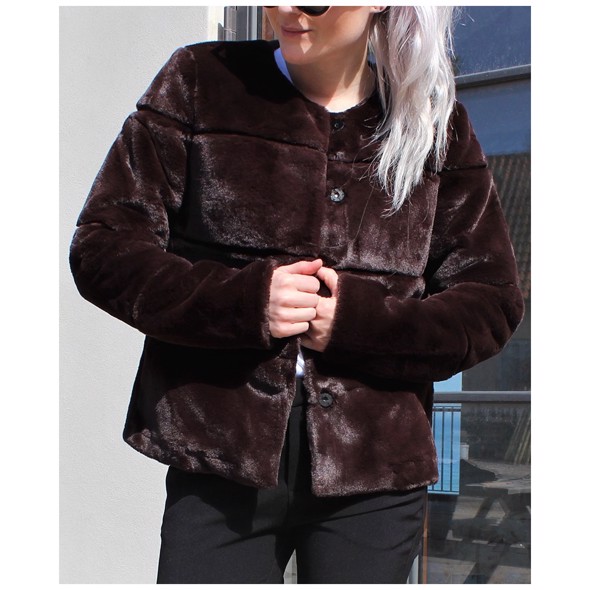 Kahla brun faux fur jakke